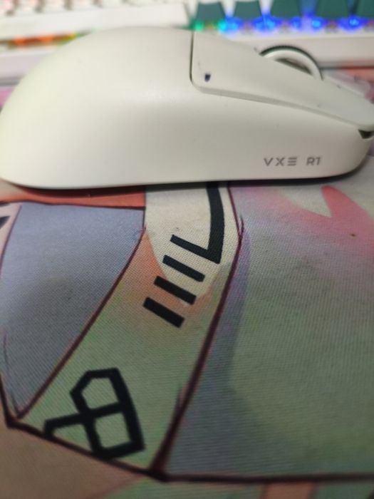 Мышка vxe r1 se +