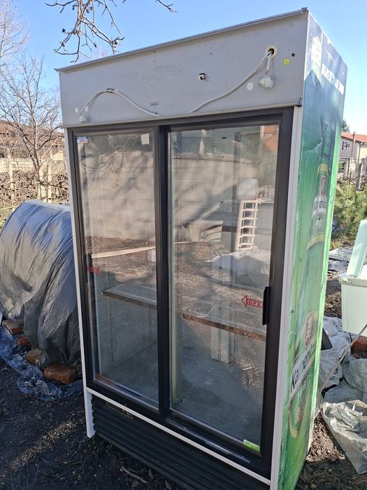 Хладилна витрина двойна