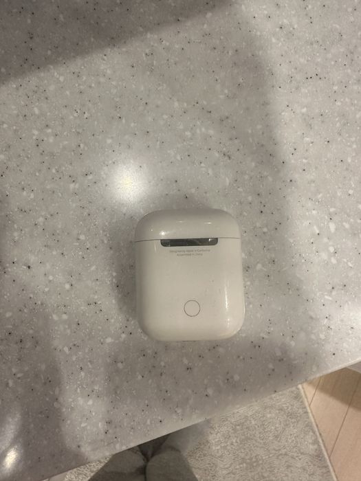 Наушники airpods