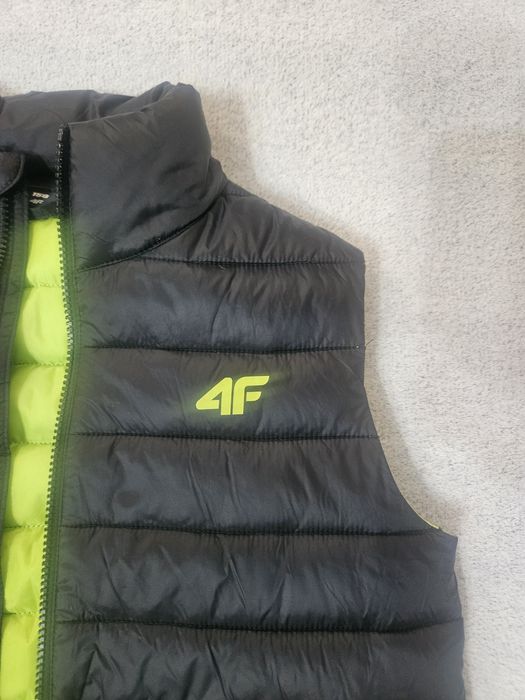 VESTA   4F negru