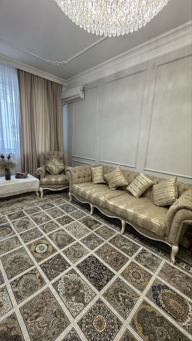 Пролается Диван и кресло