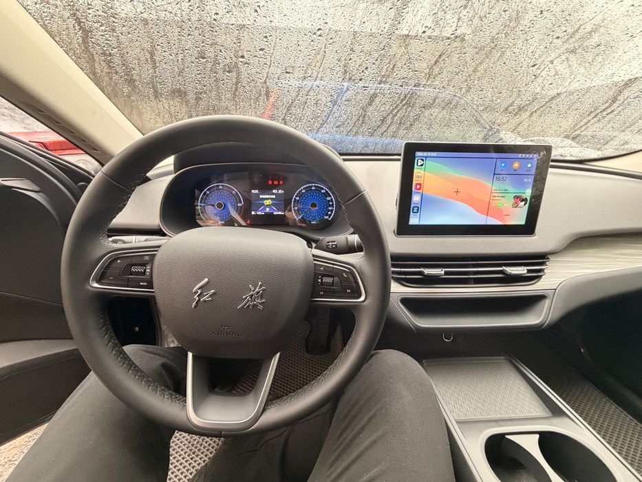 Hongqi E-QM5, 2025 года, рестайлинг