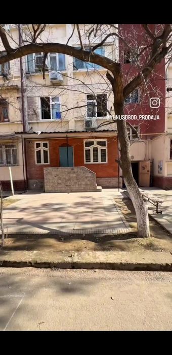 Продается Kvartira sotiladi sampi yaqinida 2 xona 3 xona qilingan