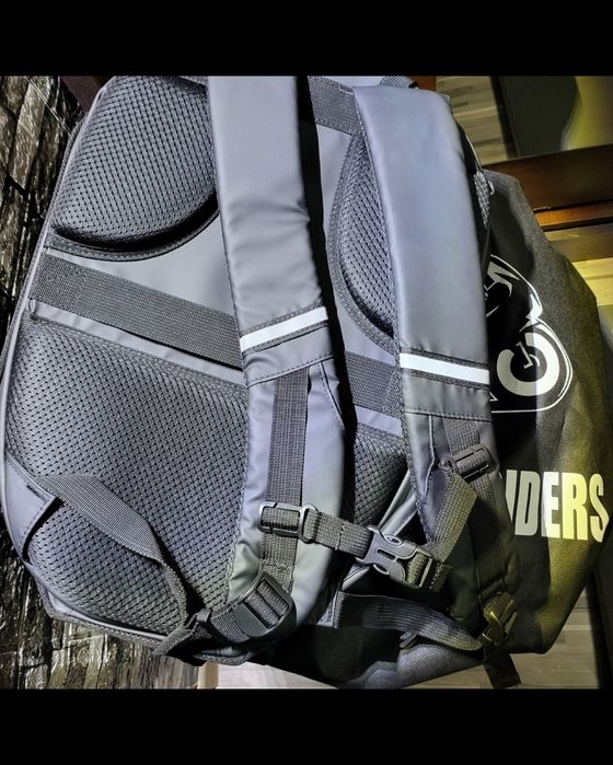 Rucsac moto extensibil casca cu ecran LED, carcasa ABS.husa protectie