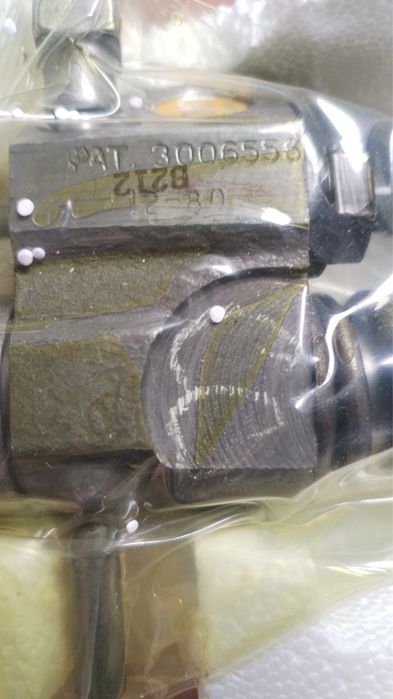 Продам форсунки Detroit