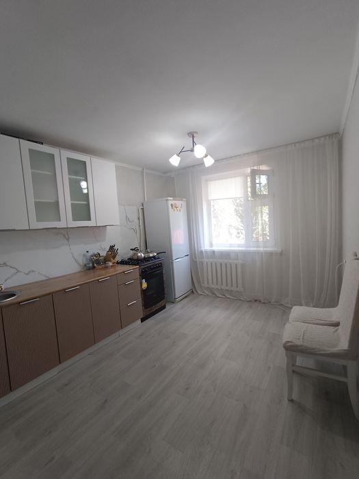 Продаётся 2 комн квартира