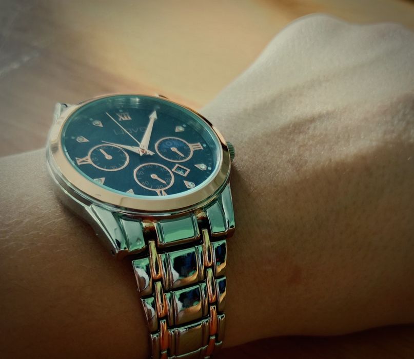 Часы Wave в хорошем состоянии