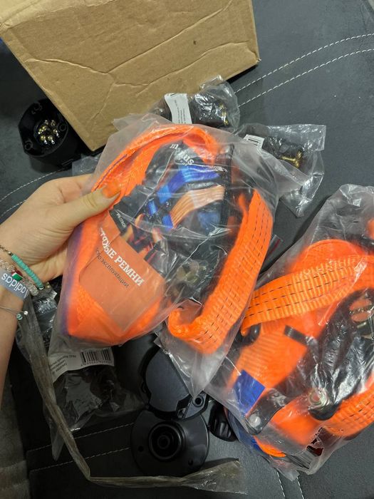 Стяжные ремни.    .