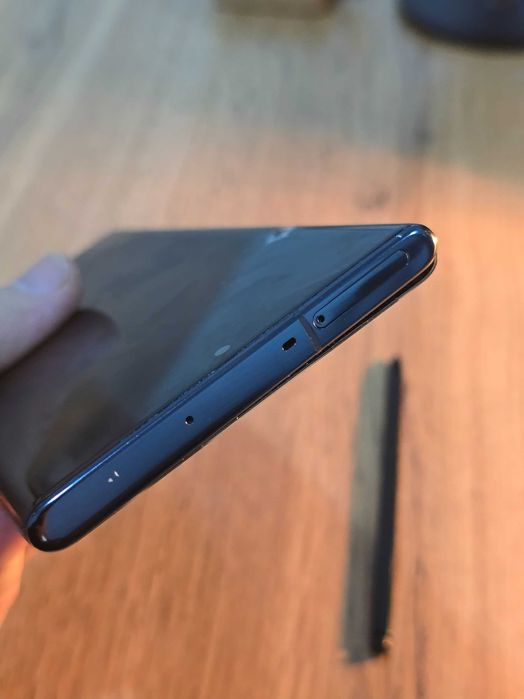 Galaxy NOTE 10 Plus 5G (singan joylari bor)