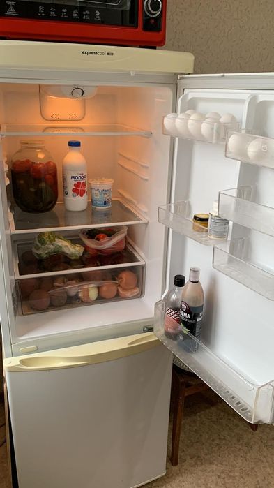 Продам холодильник