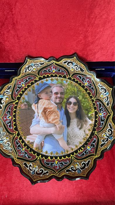 Sovg’a uchun rasm tushurilgan Sopol laganlar