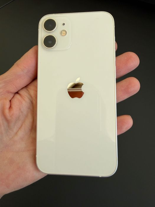 iPhone 12 mini  бял цвят