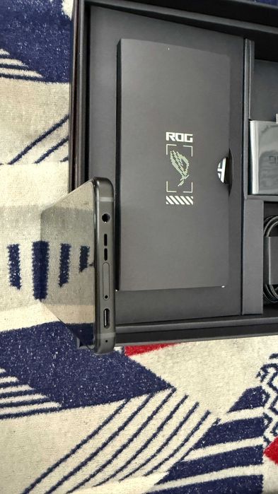 Asus флагменская модель