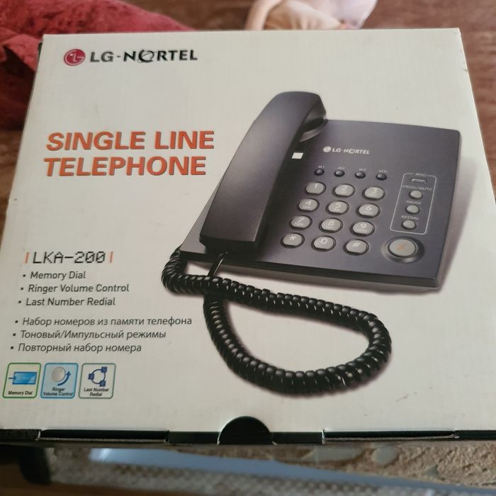 Телефонный аппарат новый