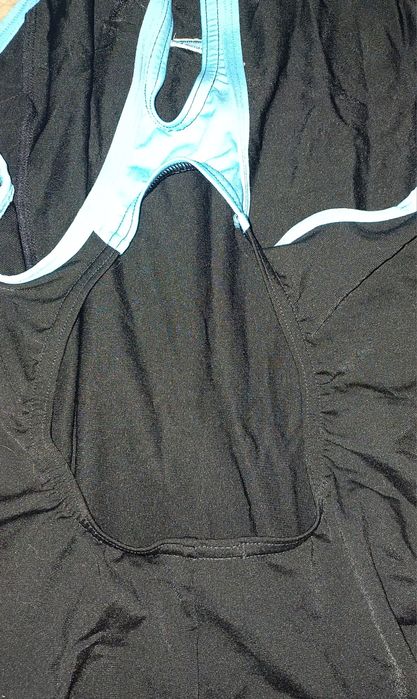 2 costume de baie și 4 ochelari înot