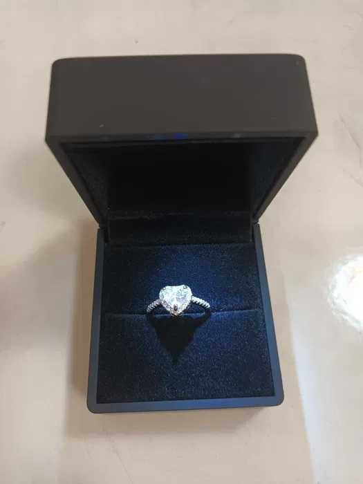 Сребърен пръстен с цирконий сърце, НОВ, размер 6, размер 7