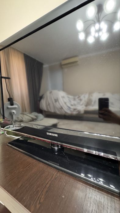Телевизор самсунг, шкаф тумба