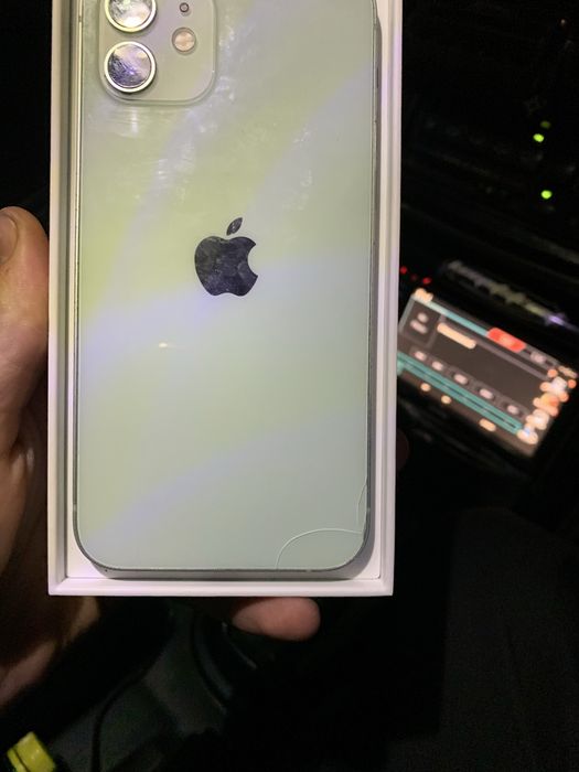 Продам Iphone айфон 12 128гб