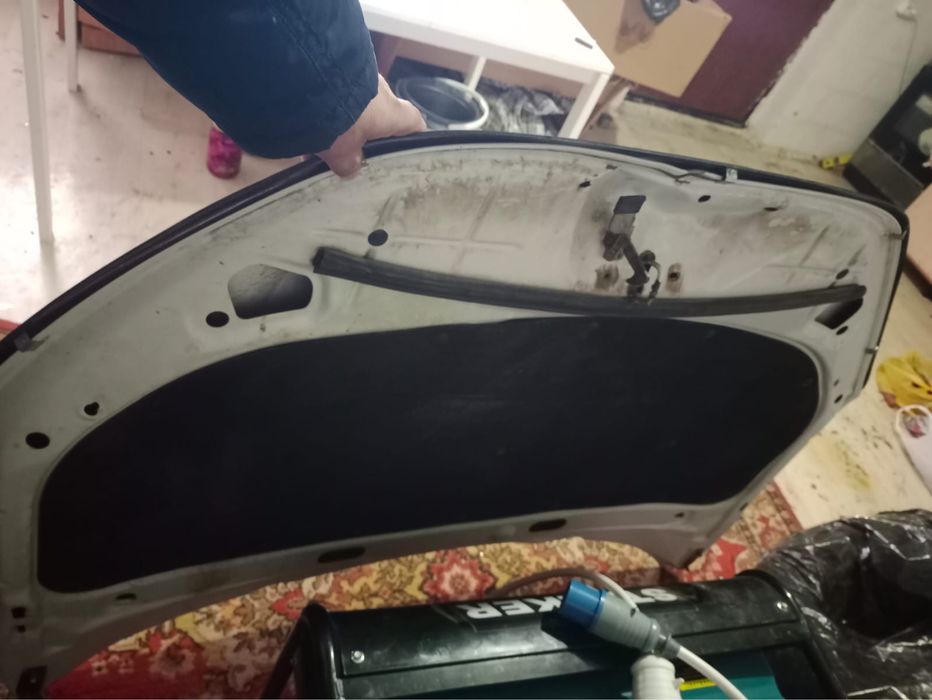 Капот от гранты фл