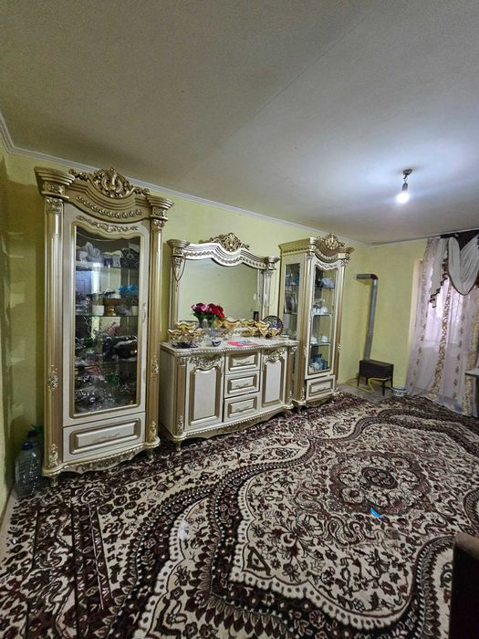 3 хоналик квартира 1 кават кирпичный дом, 5 микр, сомий, мирхан