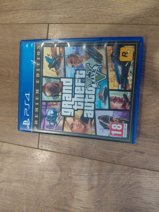 Ps 4  slim 5 контролера 5 игри