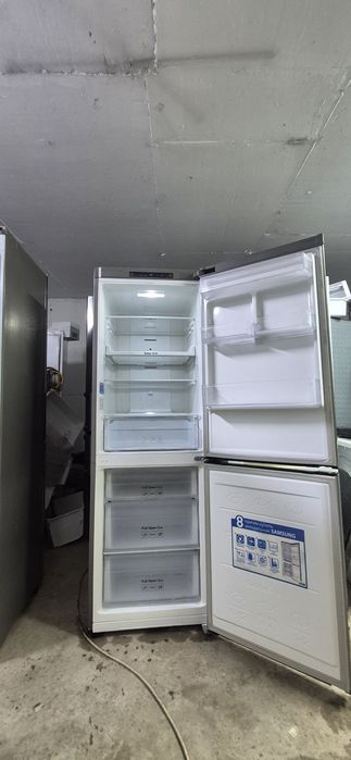 Холодильник индизит 35000.самсунг дороже