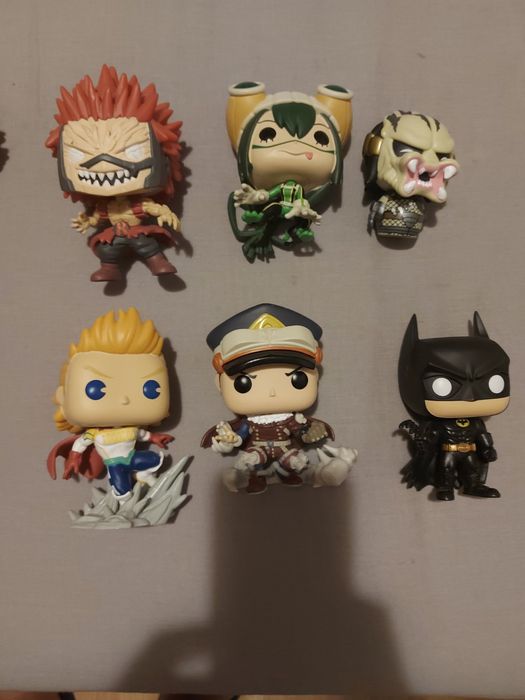 Продавам Фънко поп фигурки 11 на брой