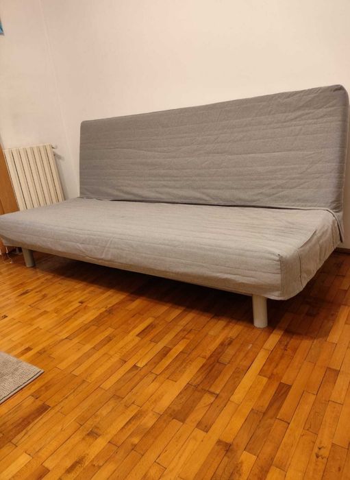 Oferta canapea extensibila Ikea 1, 40X2M la 550 lei