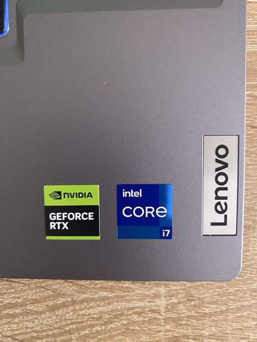 Лаптоп Lenovo LOQ Gaming