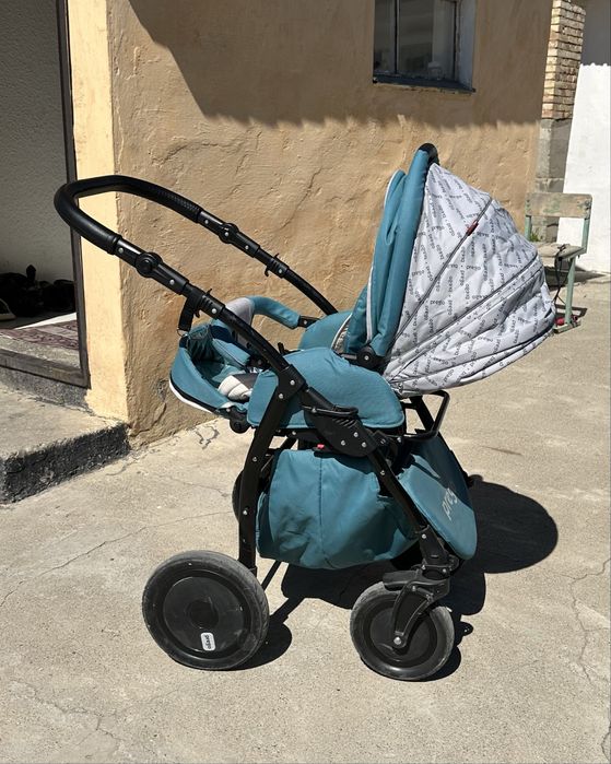 Продам детскую коляску