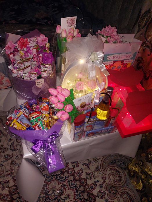 Подарки на праздники.Игрушки