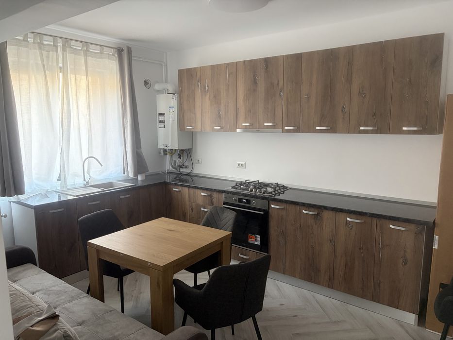 Inchiriez studio zona centrala