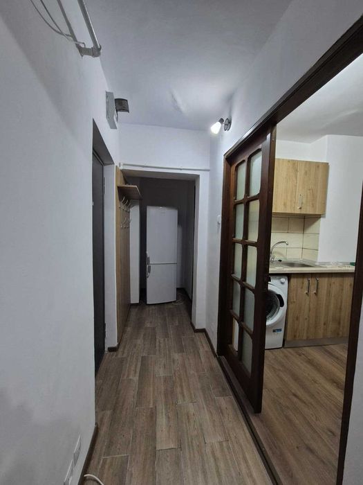 Garsoniera de inchiriat zona Piata Garii