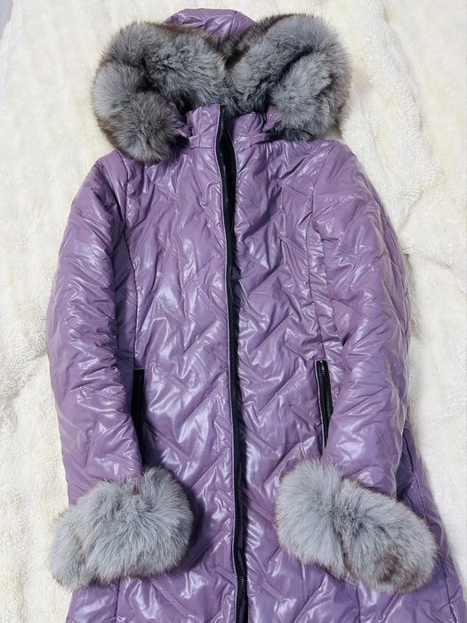 Geaca lunga matlasata cu blana de vulpe