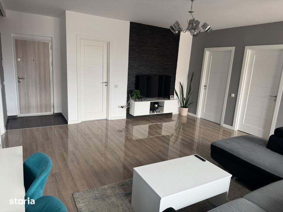Apartament cu 3 camere, 70 mp, 2 balcoane, zona Teilor