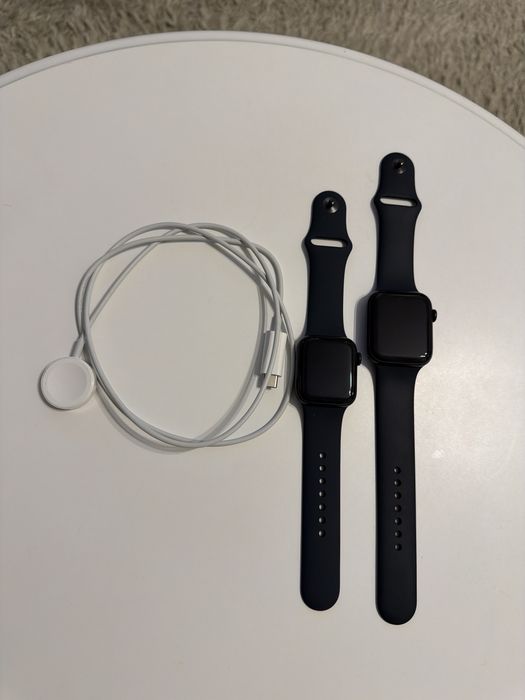 Apple watch-uri SE2 black de 40 si 44mm