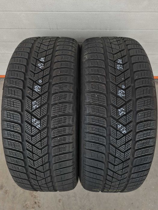 Зимни гуми 2 броя PIRELLI Scorpion 235 55 R19 дот 3921