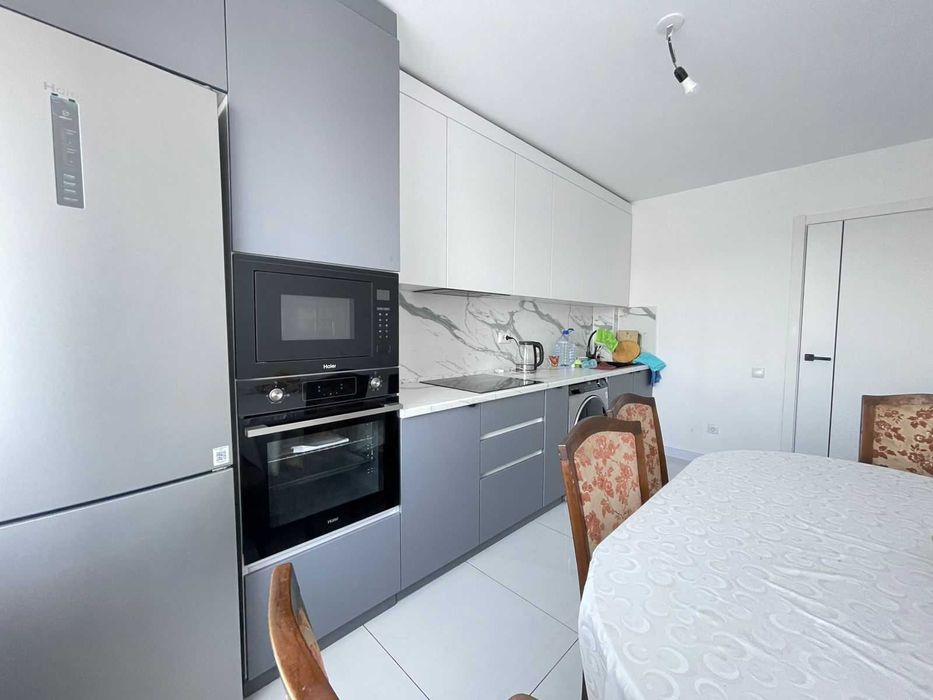 Продам 3-комн. в 19 мкр