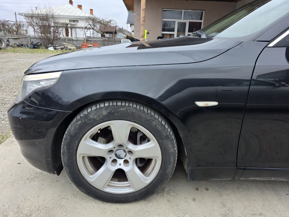 Aripa BMW E60 Black Sapphire Metallic 475/9 stanga dreapta