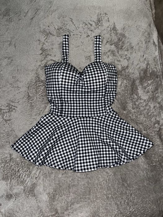 Дамски рокли и потници