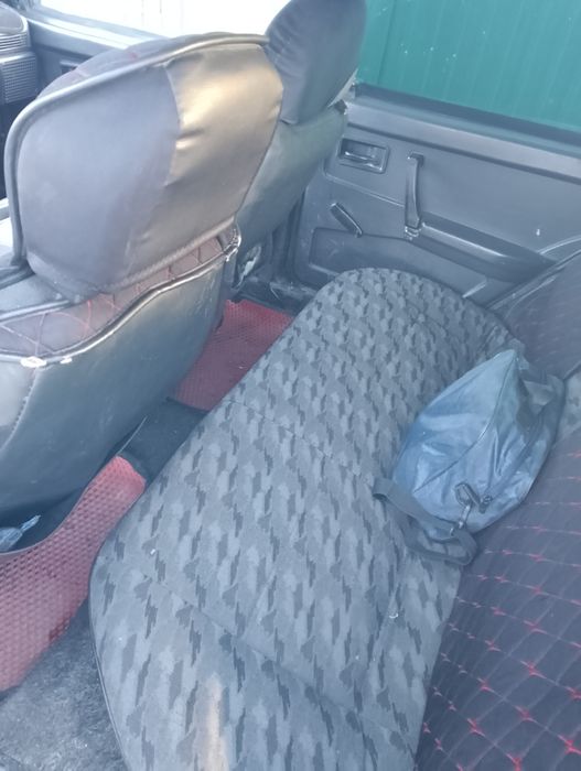 Продам машину ваз 21099