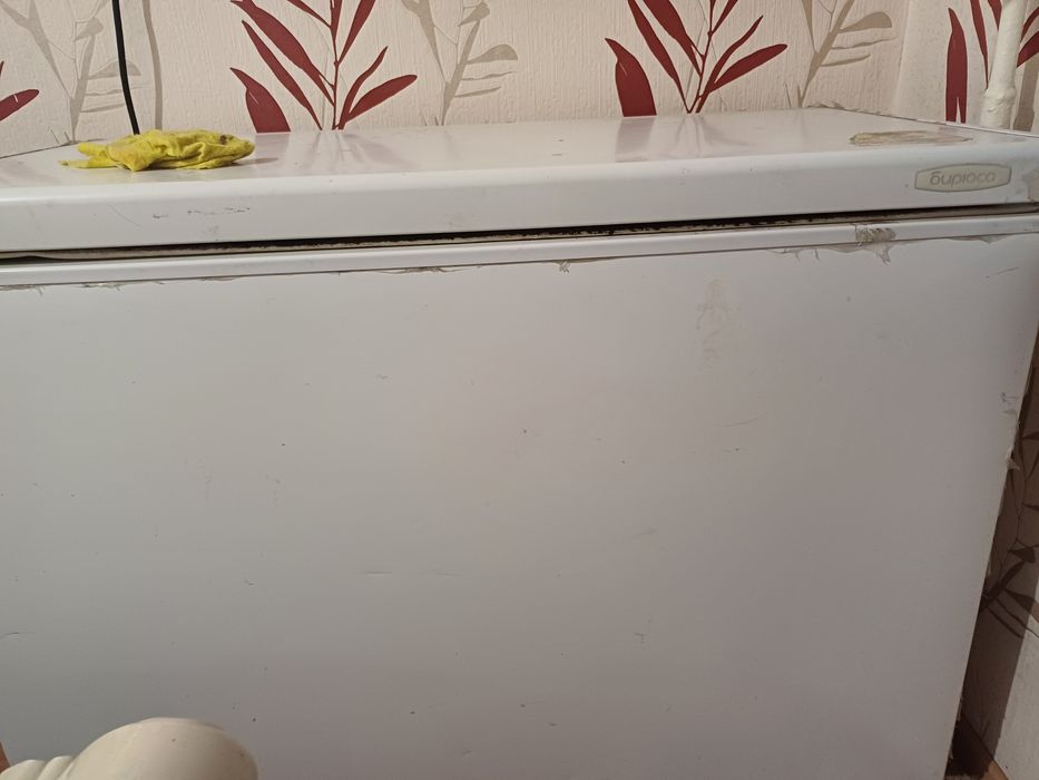 Морозильник Бирюса 220 литр