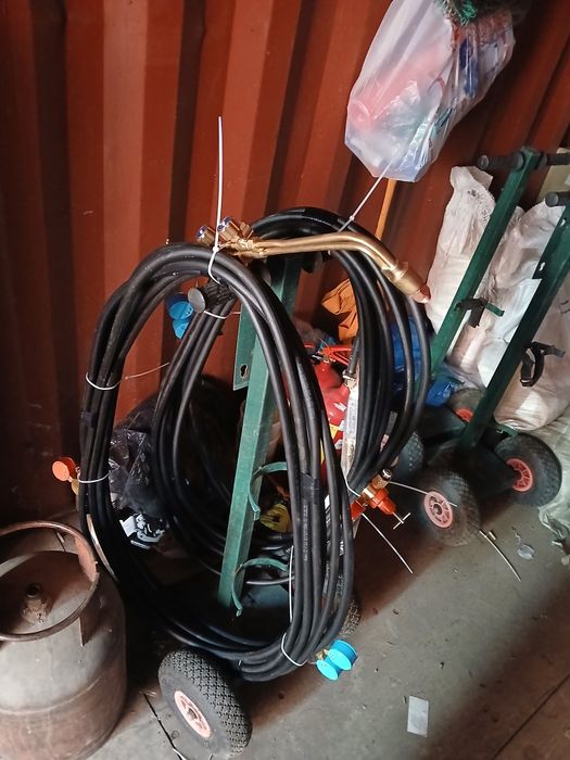 Продам  газбаллон