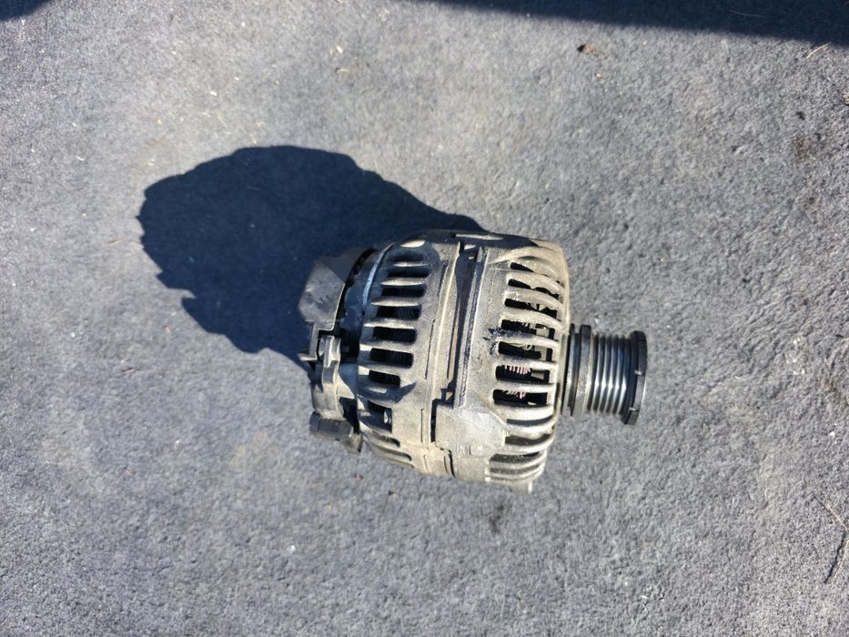 Alternator Audi CJCB CJCA Aternator f00m144197