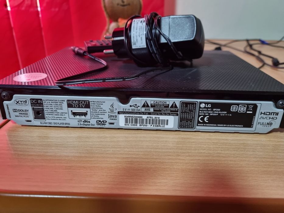 Blu-ray Player LG BP250 Full HD (cu Telecomandă și Alimentator)