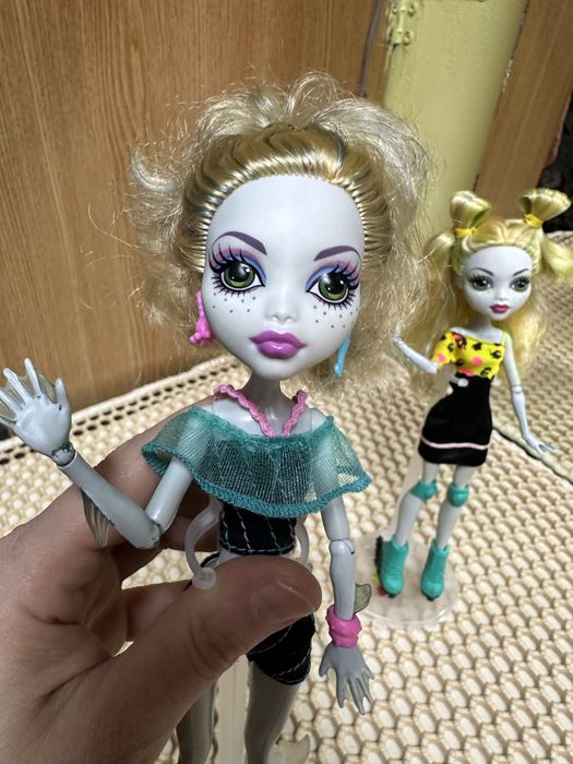 Продам  куклу монстр хай !