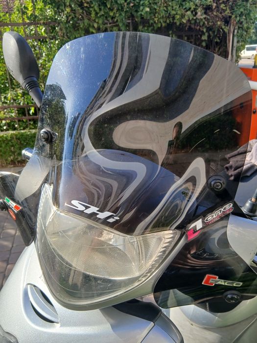 Слюда за скутер honda sh150i