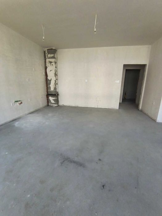 Продава се Тристаен апартамент в Пловдив, Христо Смирненски - 110 кв.м за 1682 €/кв.м - Снимка #1