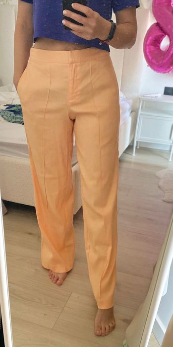 Pantaloni in 57%, Emma Willis