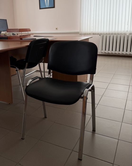 Продажа офисной мебели б/у
